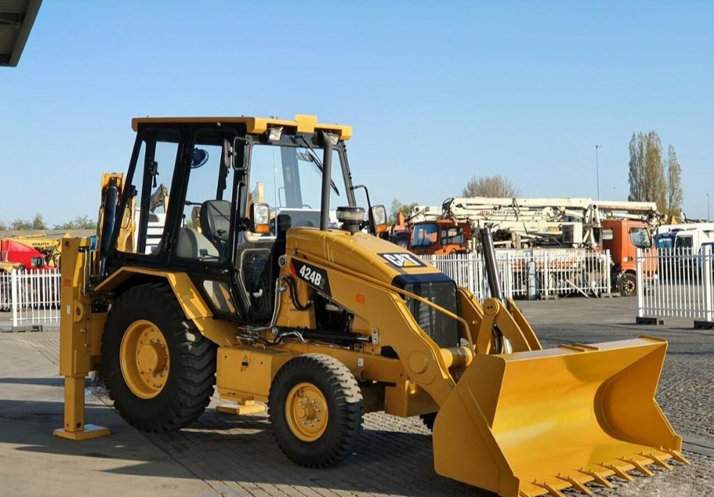 Tractopelle Caterpillar 424B – Image 26